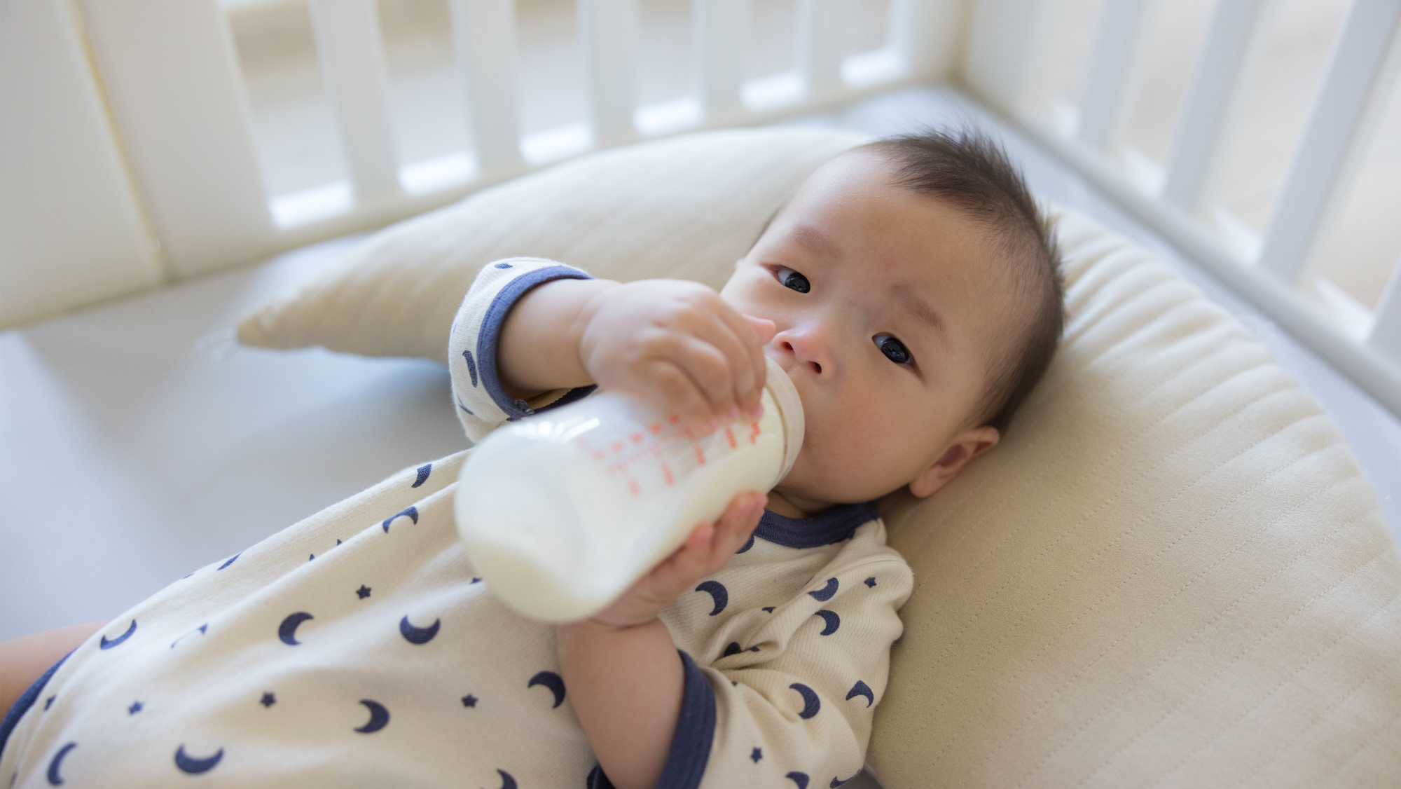 佳貝艾特Kabrita羊奶粉為嬰幼兒提供健康營養所需,幫助寶寶建立更完整的天然防護力。