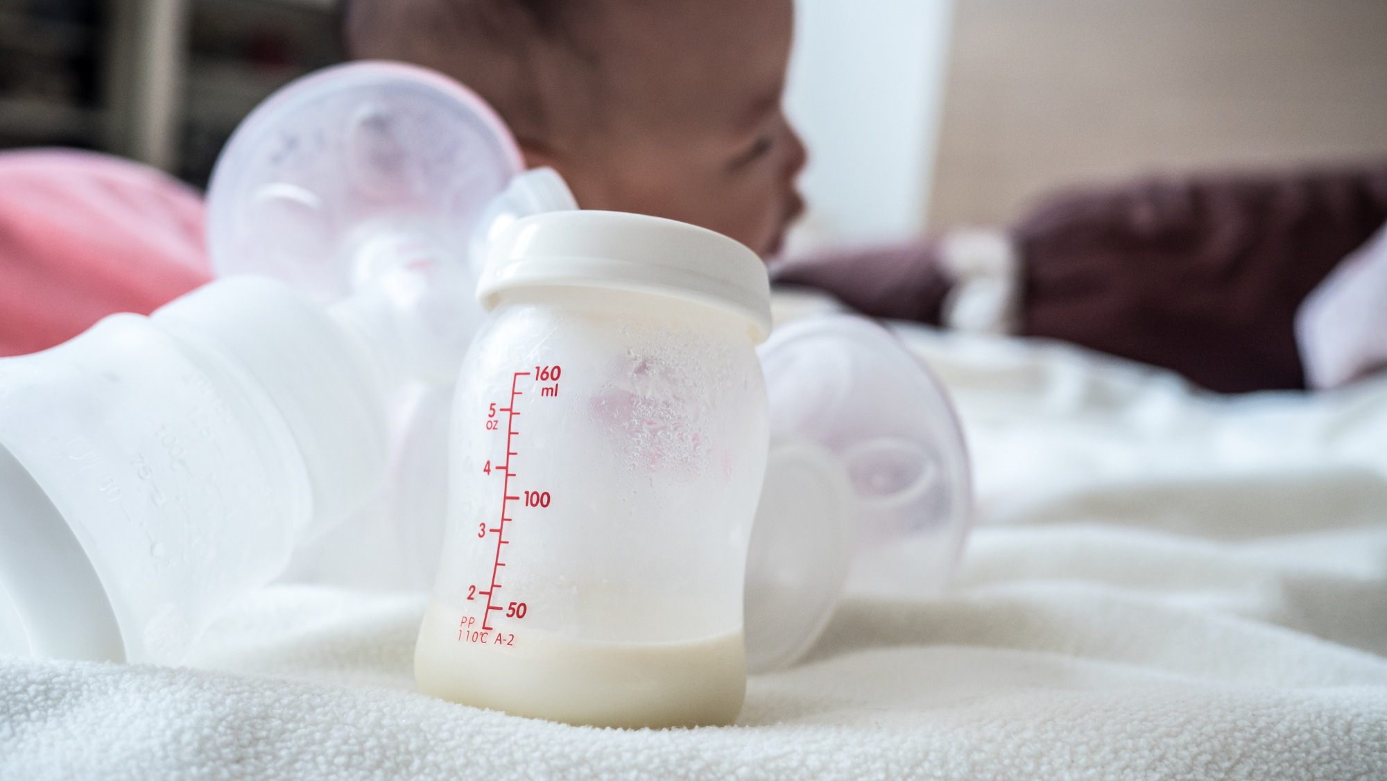 建立寶寶好體質是爸媽的重要課題。母乳中的HMO母乳低聚糖對寶寶腸道健康及防護力發展有正面影響，父母可以如何為寶寶補充HMO營養？