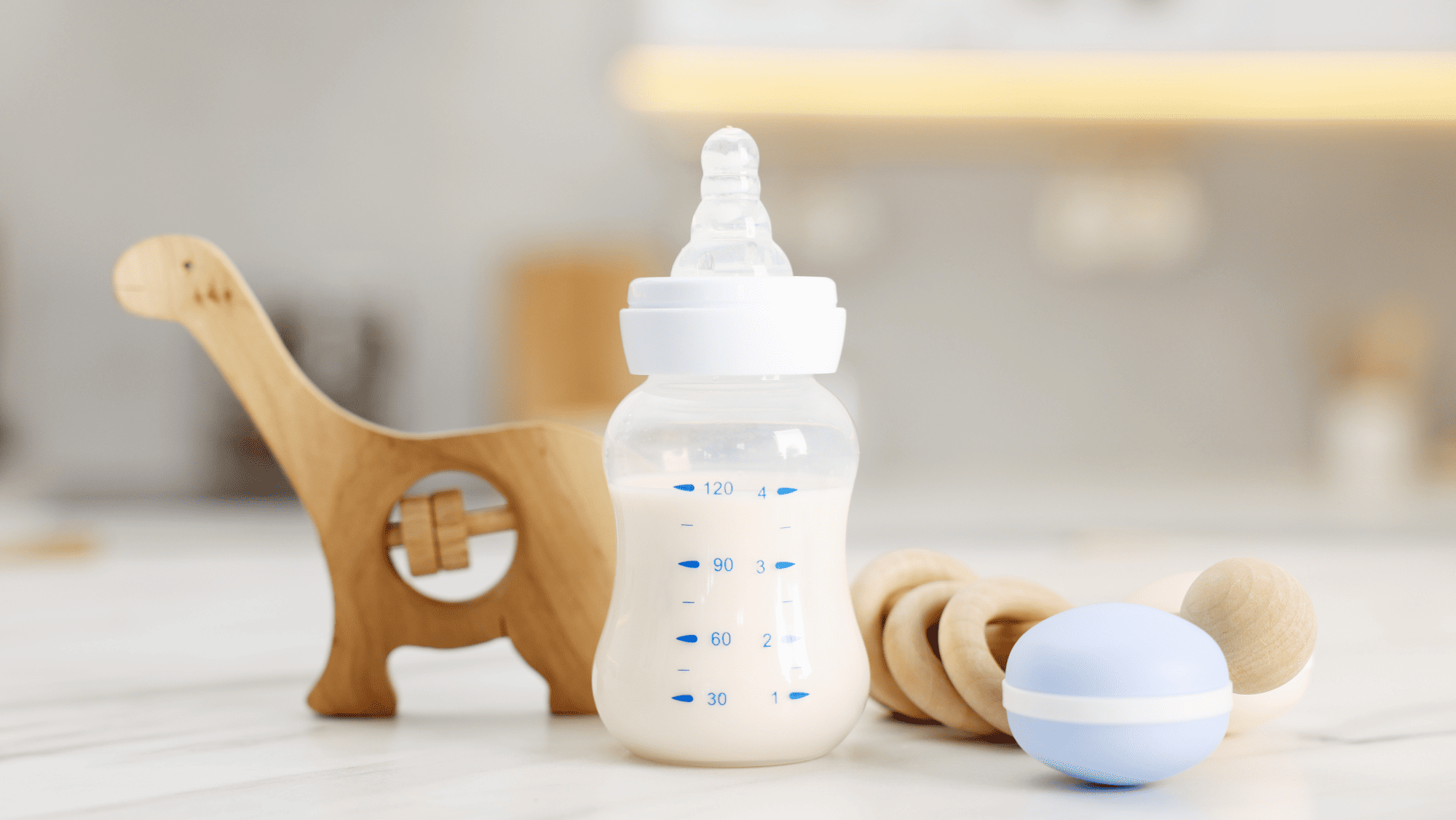 飲用Kabrita益生菌奶粉時要注意的常見問題。如果已經飲用Kabrita益生菌奶粉便不用再額外補充益生菌,另外沖調奶粉時也要注意水溫,以免影響當中的益生菌及益生元功效。