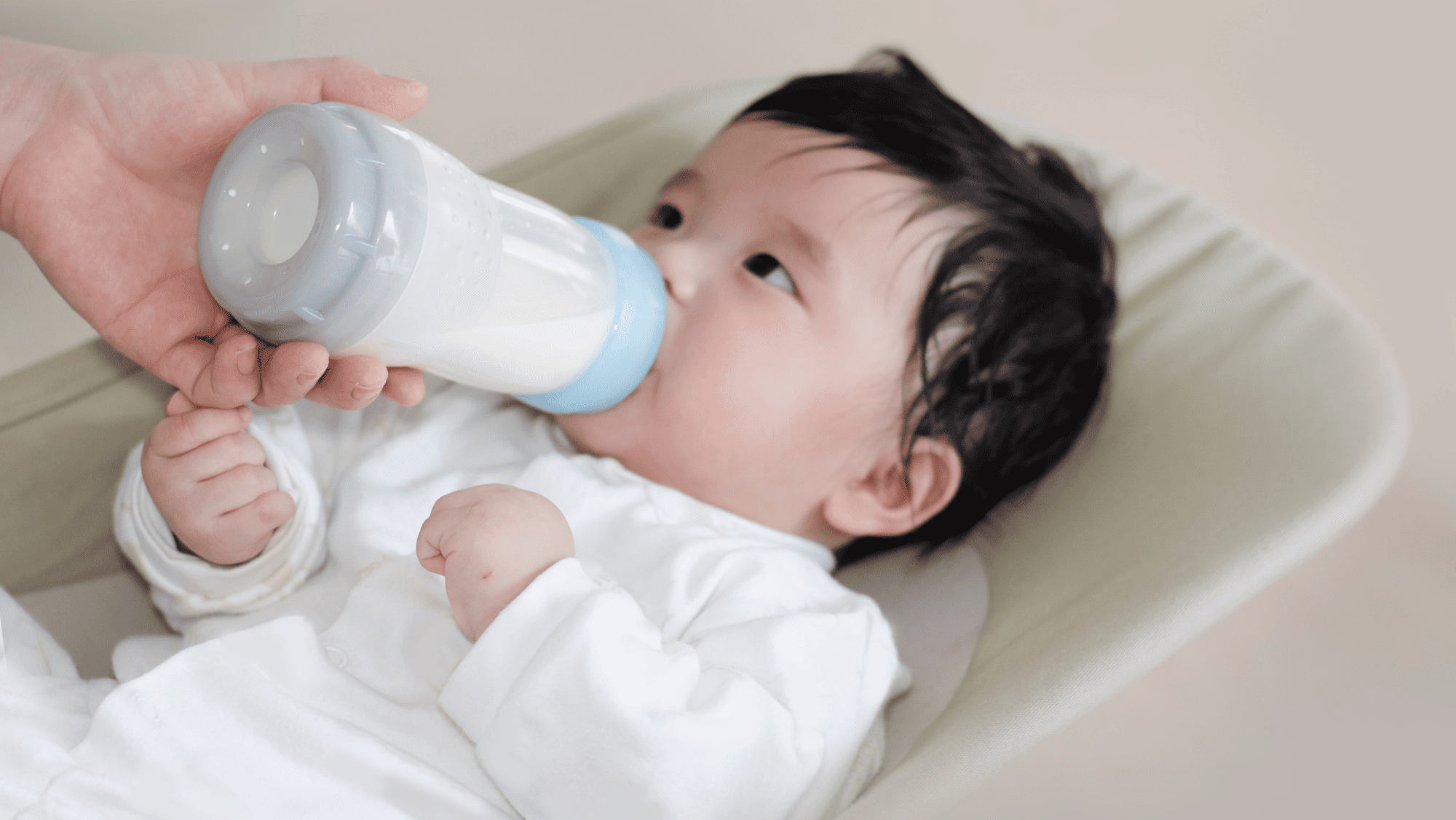 寶寶飲奶後不適究竟是牛奶敏感還是乳糖不耐症?Kabrita和你認識牛奶敏感和乳糖不耐症,另外為你推薦適合牛奶敏感寶寶飲的配方奶粉。